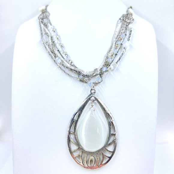 NWOT – White Cats Eye Pendant Beaded Silver Tone Multi Strand 20” Necklace - Picture 3 of 8